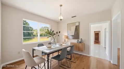 105 W Vivian Drive Hastings FL 32145