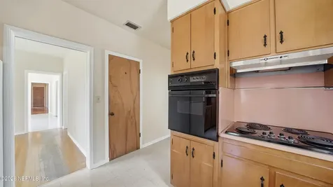 105 W Vivian Drive Hastings FL 32145