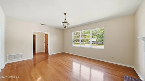 105 W Vivian Drive Hastings FL 32145