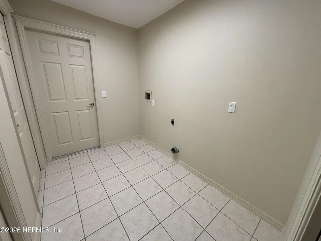 20 Clarendon Court N Palm Coast FL 32137