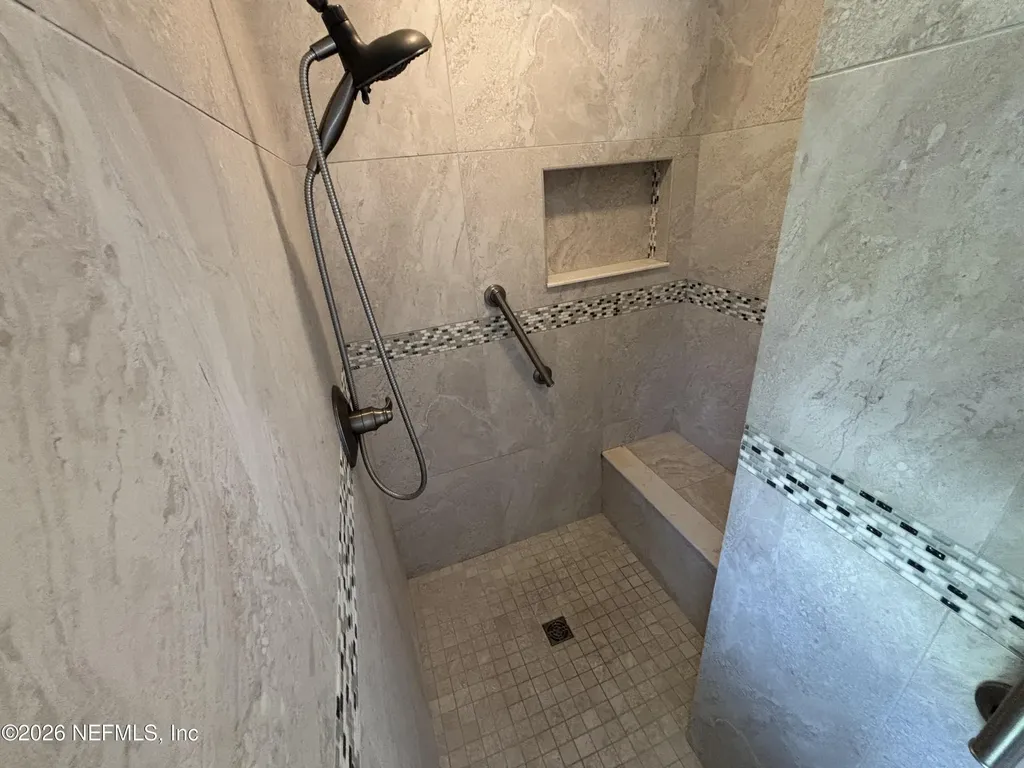 20 Clarendon Court N Palm Coast FL 32137
