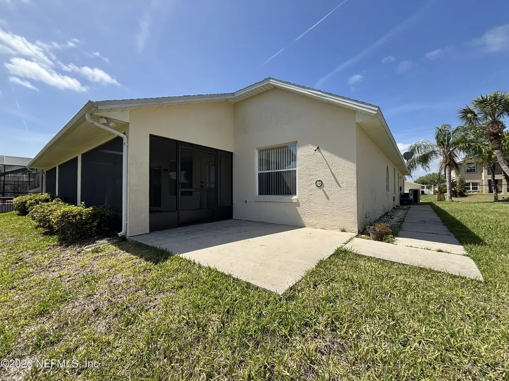 20 Clarendon Court N Palm Coast FL 32137