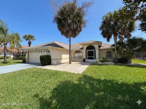 20 Clarendon Court N Palm Coast FL 32137
