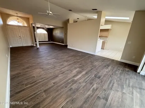 20 Clarendon Court N Palm Coast FL 32137