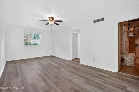 7993 Jasper Avenue Jacksonville FL 32211