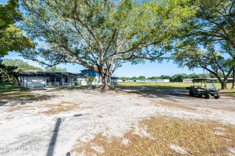 7001 W Jones Avenue Avenue Mount Dora FL 32757