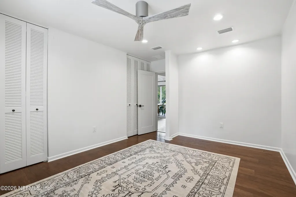 8228 Hollyridge Road Jacksonville FL 32256