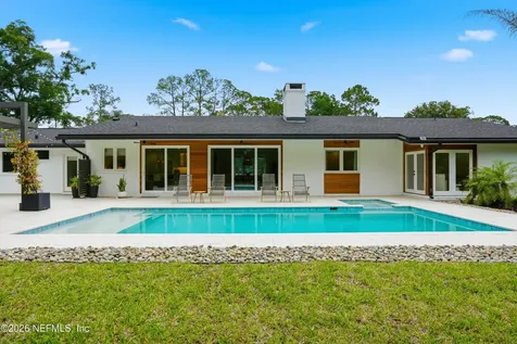 8228 Hollyridge Road Jacksonville FL 32256