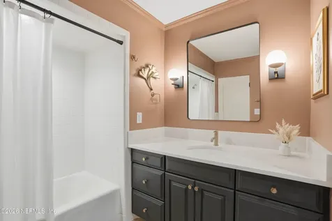 8228 Hollyridge Road Jacksonville FL 32256