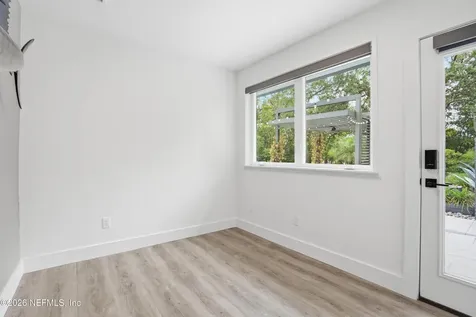 8228 Hollyridge Road Jacksonville FL 32256
