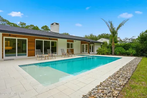 8228 Hollyridge Road Jacksonville FL 32256