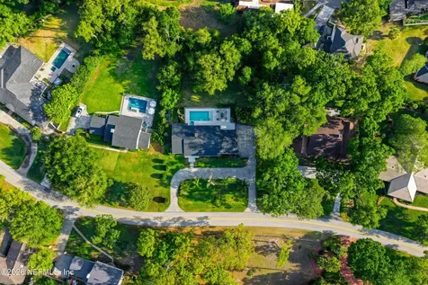 8228 Hollyridge Road Jacksonville FL 32256