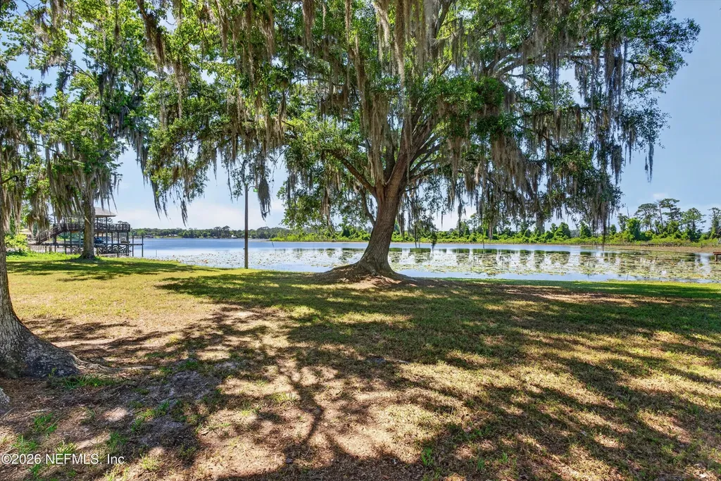 163 Sunny Lane Pomona Park FL 32181