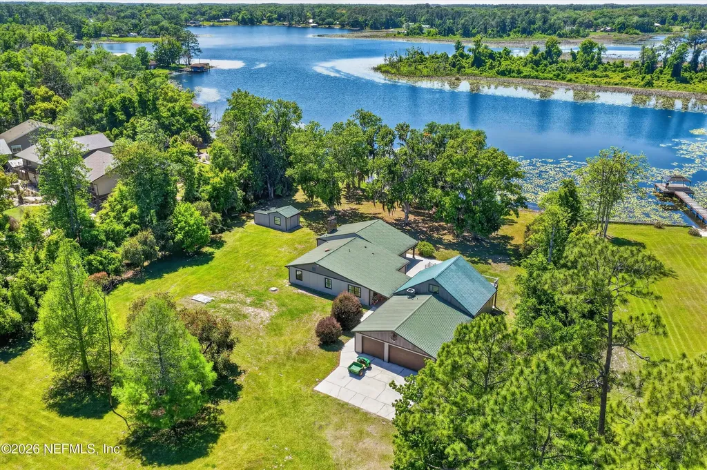163 Sunny Lane Pomona Park FL 32181