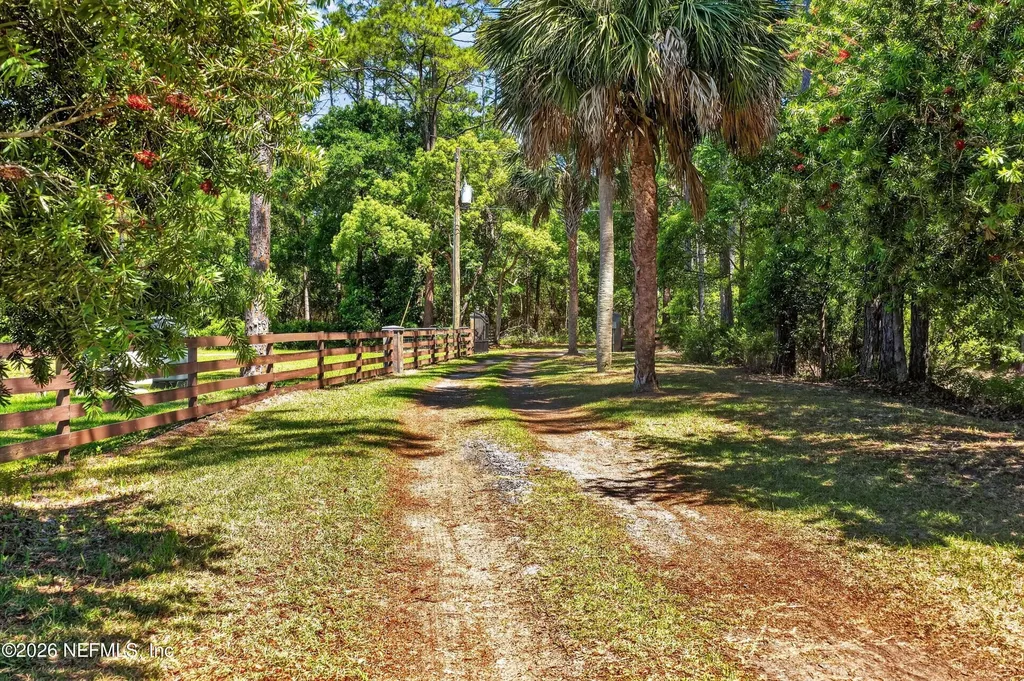 163 Sunny Lane Pomona Park FL 32181
