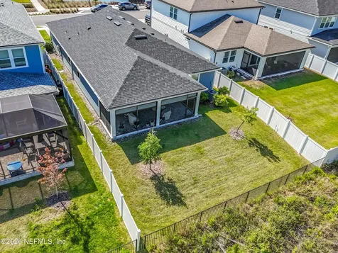 426 Hawthorn Park Circle Yulee FL 32097