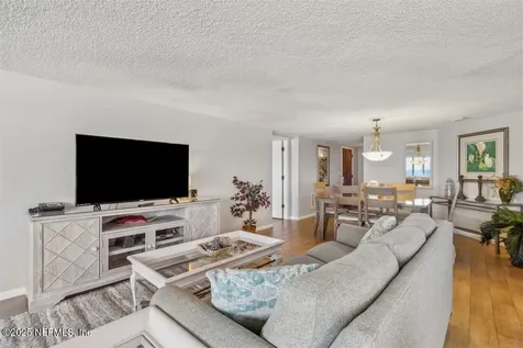 318 Sandcastles Court Fernandina Beach FL 32034