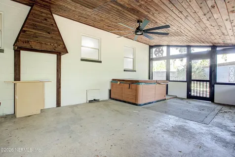 5757 Cedar Park Lane Jacksonville FL 32210