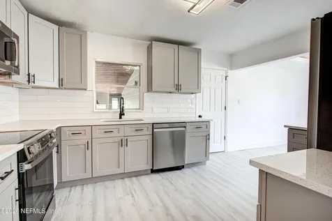 5757 Cedar Park Lane Jacksonville FL 32210