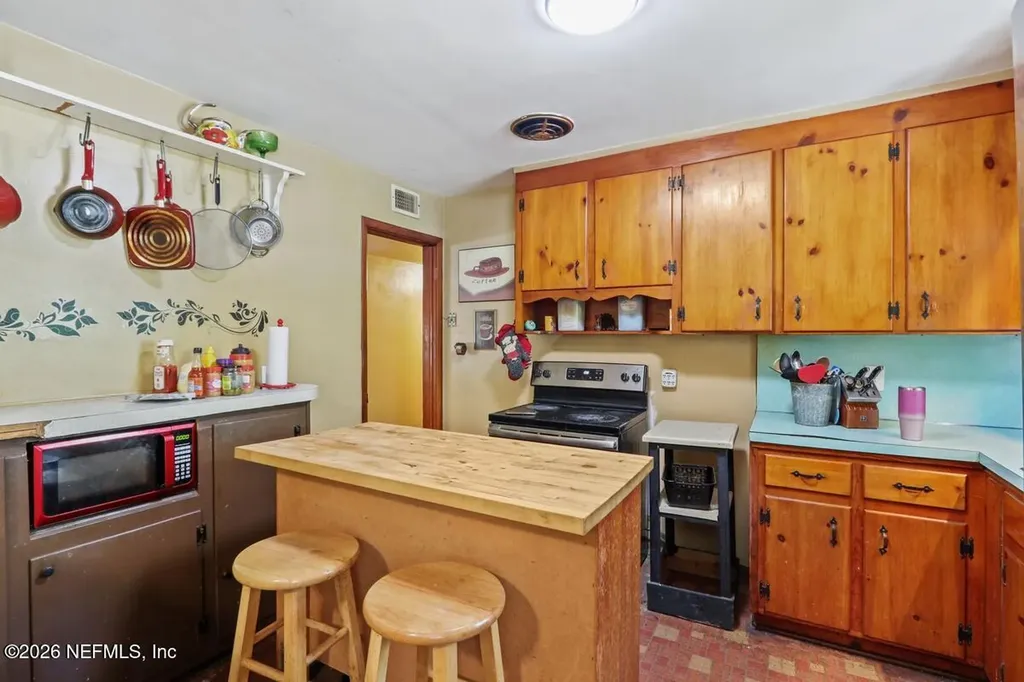 3115 Cesery Boulevard Jacksonville FL 32277