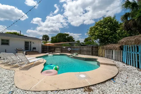 11 Burling Way Jacksonville Beach FL 32250