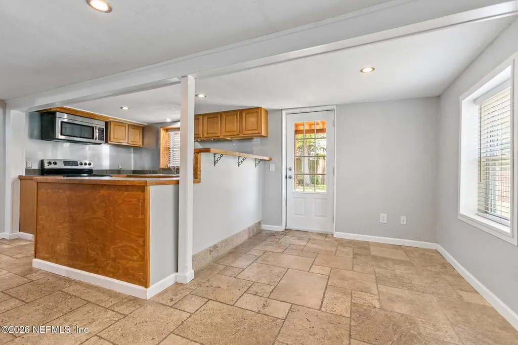 1318 6th Street S Jacksonville Beach FL 32250