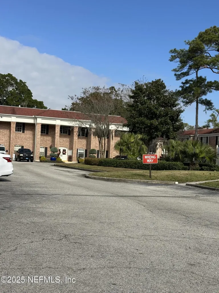 5201 Atlantic Boulevard Jacksonville FL 32207