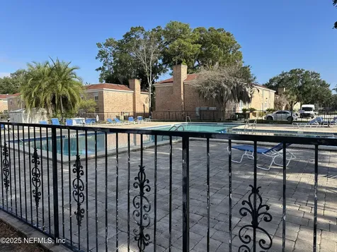 5201 Atlantic Boulevard Jacksonville FL 32207