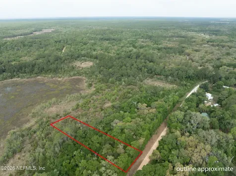 141 Fishermans Drive Interlachen FL 32148