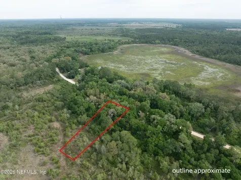 141 Fishermans Drive Interlachen FL 32148
