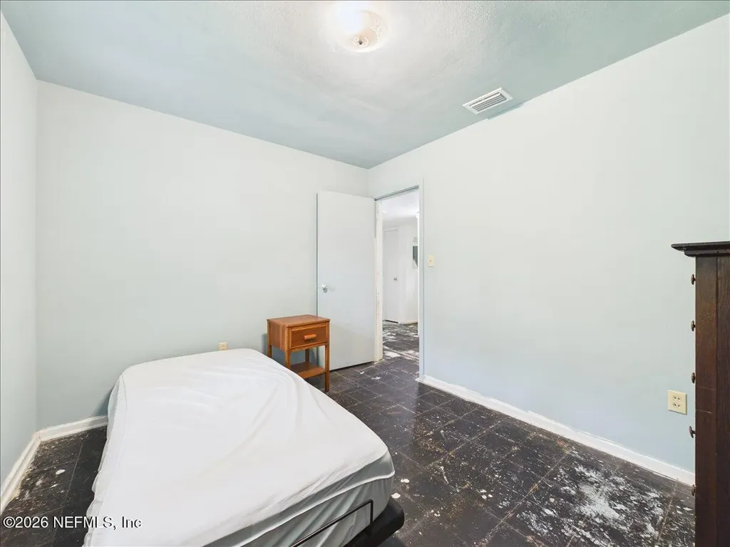 1123 Ovington Road S Jacksonville FL 32216