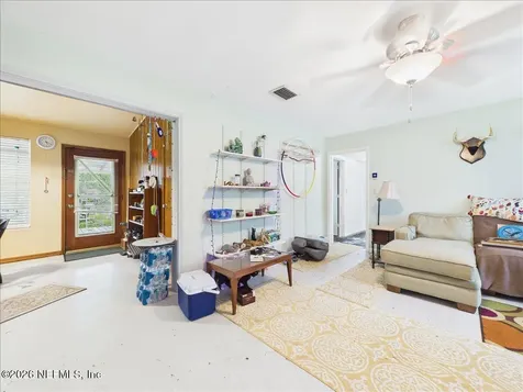 1123 Ovington Road S Jacksonville FL 32216