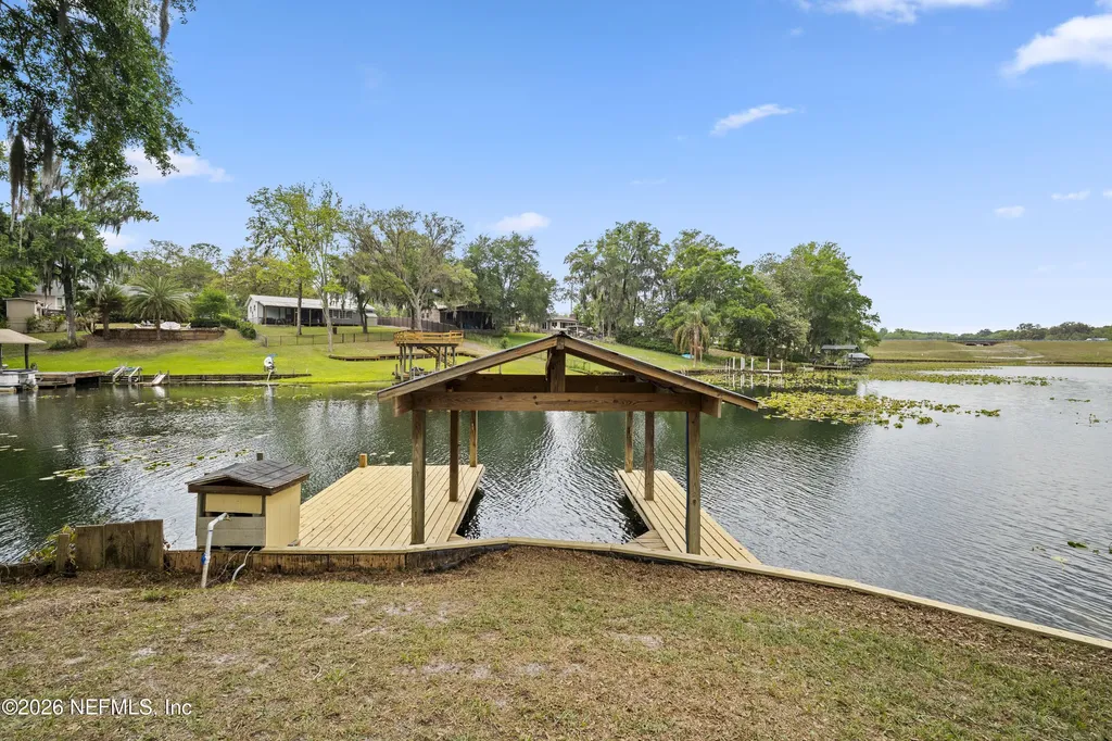 212 Wesley Road Green Cove Springs FL 32043