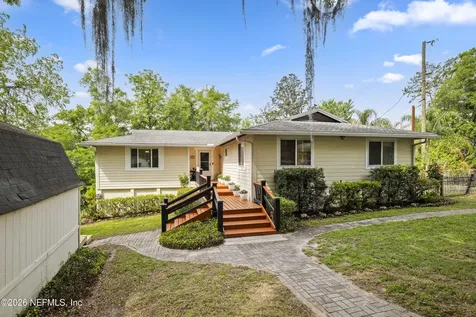 212 Wesley Road Green Cove Springs FL 32043
