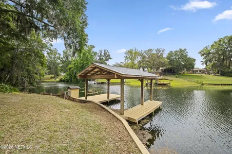 212 Wesley Road Green Cove Springs FL 32043