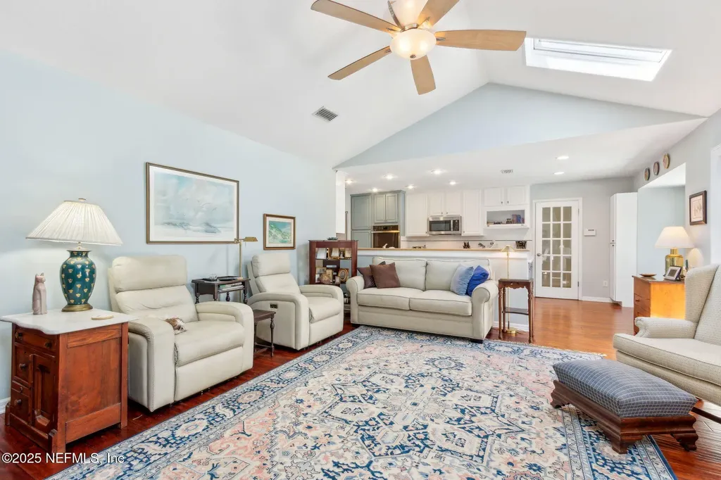 8205 Hidden Lake Drive N Jacksonville FL 32216