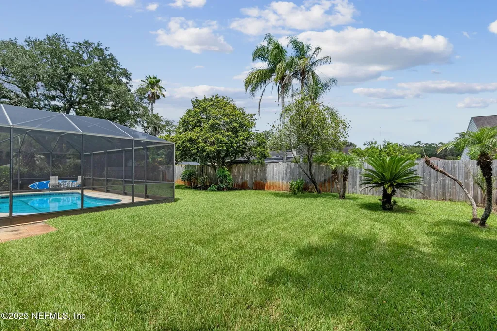 8205 Hidden Lake Drive N Jacksonville FL 32216