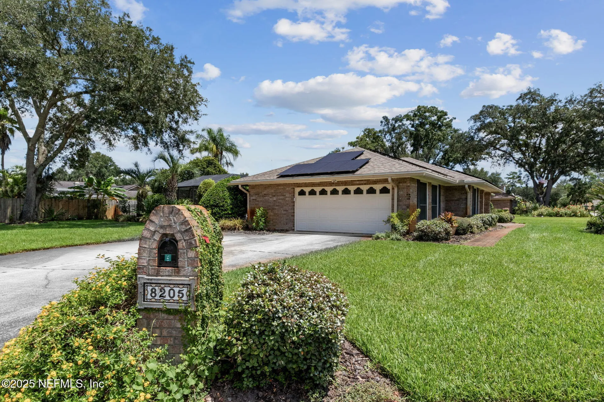 8205 Hidden Lake Drive N Jacksonville FL 32216