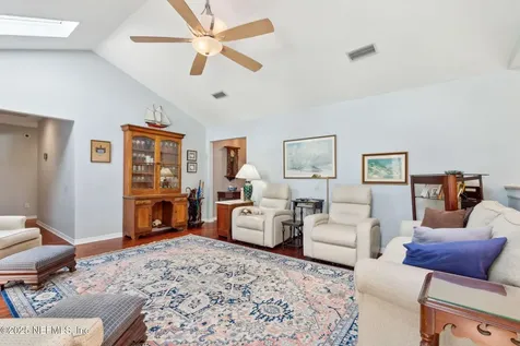 8205 Hidden Lake Drive N Jacksonville FL 32216