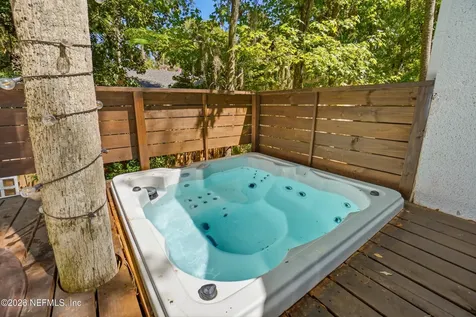 355 19th Street Atlantic Beach FL 32233