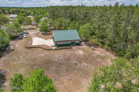 11111 Apache Lane Glen St. Mary FL 32040