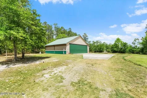 11111 Apache Lane Glen St. Mary FL 32040