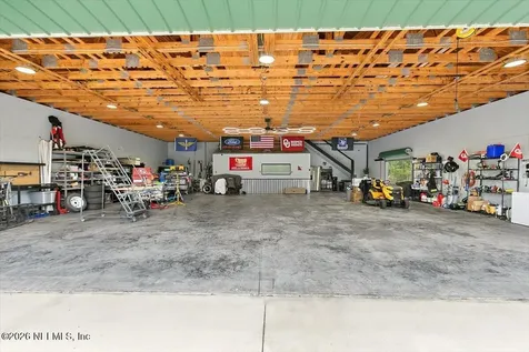 11111 Apache Lane Glen St. Mary FL 32040