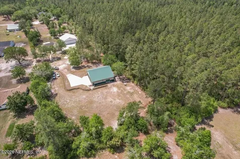 11111 Apache Lane Glen St. Mary FL 32040