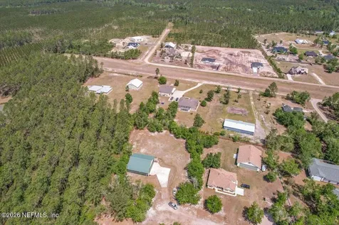 11111 Apache Lane Glen St. Mary FL 32040