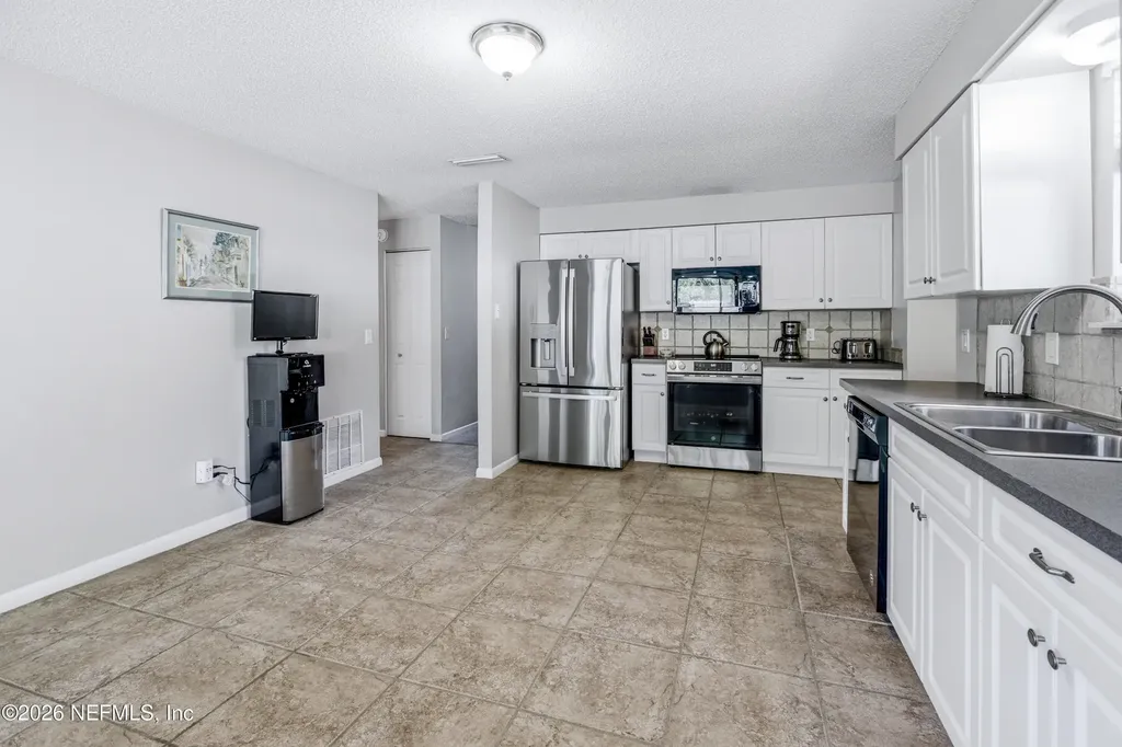 6686 Alisma Lane Jacksonville FL 32244