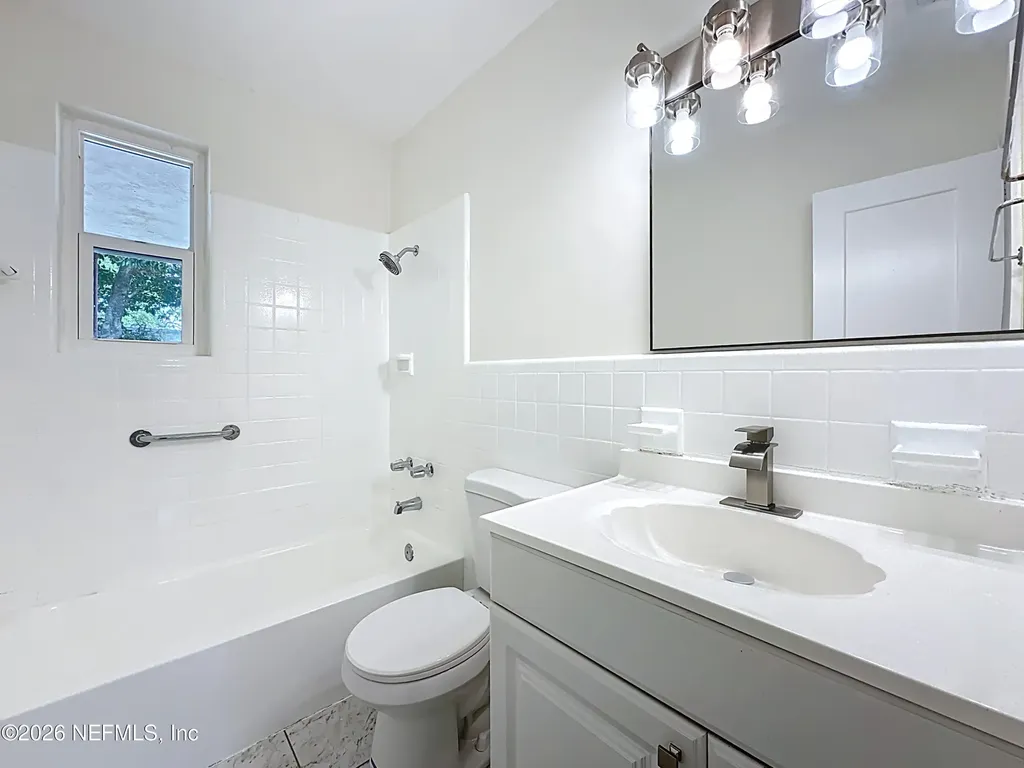 3347 Sylvia Street Jacksonville FL 32207