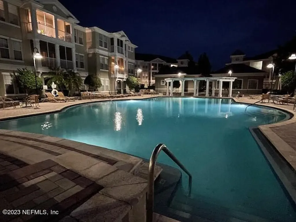 8290 Gate Parkway W Jacksonville FL 32216