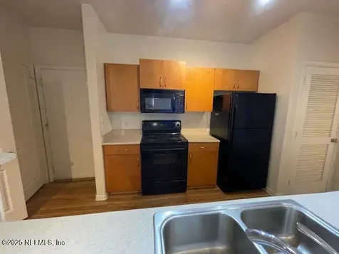 8290 Gate Parkway W Jacksonville FL 32216