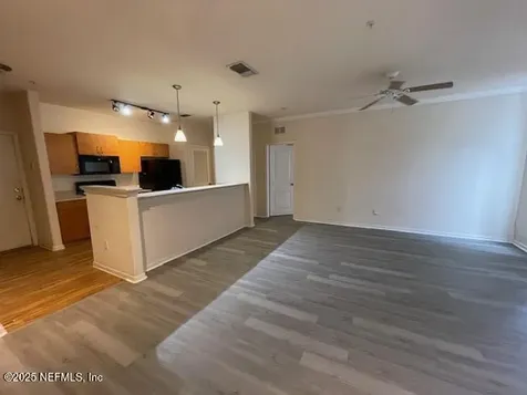 8290 Gate Parkway W Jacksonville FL 32216